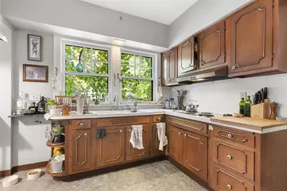 224 N Prospect Street, Rockford, IL 61107 - Photo 7