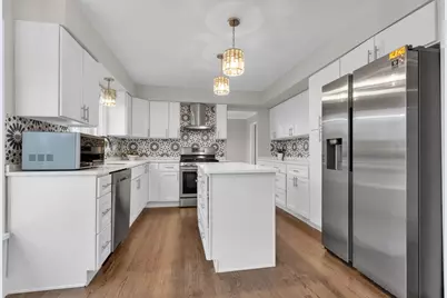 914 W Noyes Street, Arlington Heights, IL 60005 - Photo 11