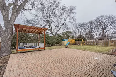 914 W Noyes Street, Arlington Heights, IL 60005 - Photo 27