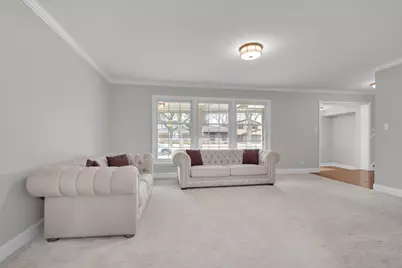 914 W Noyes Street, Arlington Heights, IL 60005 - Photo 7