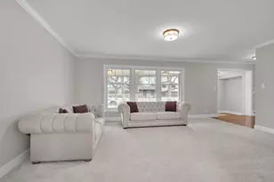 914 W Noyes St, Arlington Heights, IL 60005 - Photo 7