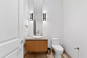 363 E Wacker Dr, Chicago, IL 60601 - Photo 17