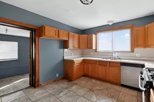 833 S 21st Ave, Maywood, IL 60153 - Photo 11