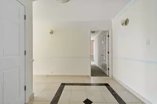 111 E Chestnut St, Chicago, IL 60611 - Photo 3