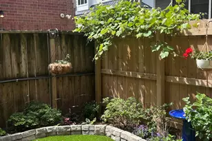 2208 W Diversey Ave, Chicago, IL 60647 - Photo 25