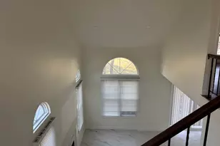 1150 Regency Dr, Schaumburg, IL 60193 - Photo 5