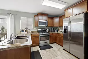 1655 Windward Dr, Pingree Grove, IL 60140 - Photo 11