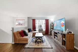 1655 Windward Dr, Pingree Grove, IL 60140 - Photo 5