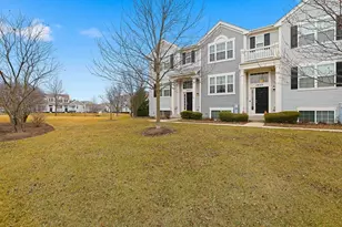 1655 Windward Dr, Pingree Grove, IL 60140 - Photo 3