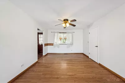 221 58th Street, Clarendon Hills, IL 60514 - Photo 5