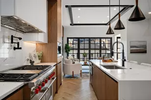 3446 N Oakley Ave, Chicago, IL 60618 - Photo 9