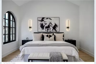 3446 N Oakley Avenue, Chicago, IL 60618 - Photo 19