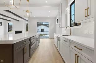 135 Elmore St, Park Ridge, IL 60068 - Photo 7