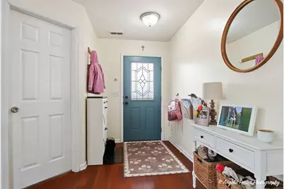 1829 Leatherleaf Trail, Hebron, IL 60034 - Photo 5