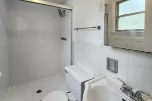 2007 W Touhy Ave, Chicago, IL 60645 - Photo 5