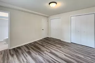 2007 W Touhy Ave, Chicago, IL 60645 - Photo 15