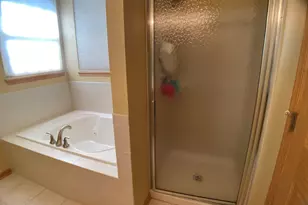 2450 Abbey Dr, Darien, IL 60561 - Photo 23