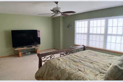 2450 Abbey Drive, Darien, IL 60561 - Photo 31