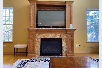 2450 Abbey Drive, Darien, IL 60561 - Photo 9