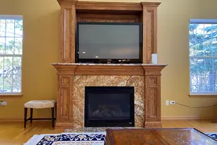 2450 Abbey Dr, Darien, IL 60561 - Photo 9