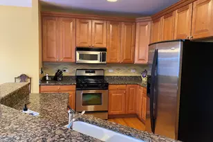 2450 Abbey Dr, Darien, IL 60561 - Photo 15