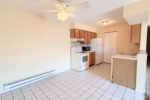 645 Virginia Rd, Crystal Lake, IL 60014 - Photo 3