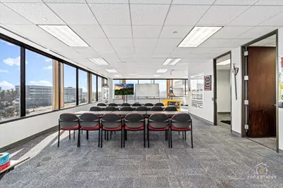 900 National Parkway, Schaumburg, IL 60173 - Photo 11