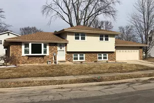 2319 Taylor St, Joliet, IL 60435 - Photo 3