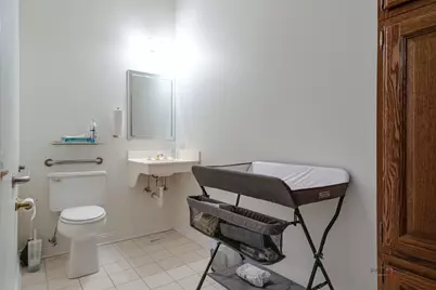 1017/1019 W Park Avenue, Libertyville, IL 60048 - Photo 9