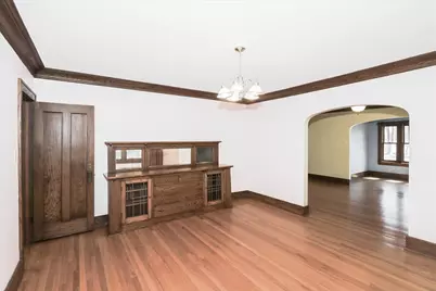 354 Hawthorne Boulevard, Glen Ellyn, IL 60137 - Photo 11