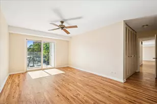 828 Oakton St, Evanston, IL 60202 - Photo 11