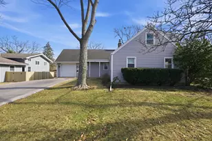 5813 Dunham Rd, Downers Grove, IL 60516 - Photo 3