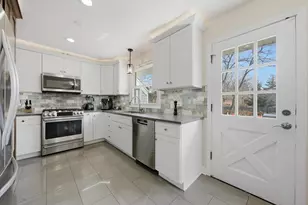 5813 Dunham Rd, Downers Grove, IL 60516 - Photo 15