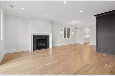 2023 W Augusta Boulevard #2, Chicago, IL 60622 - Photo 3