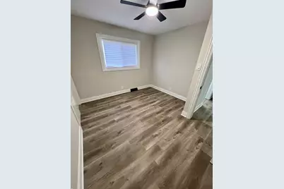 7808 Central Avenue, Burbank, IL 60459 - Photo 11