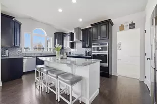 2617 Barker Dr, Batavia, IL 60510 - Photo 13