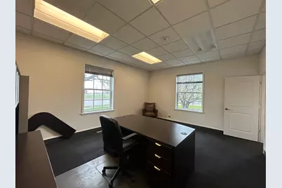 450 E Higgins Road, Elk Grove Village, IL 60007 - Photo 7