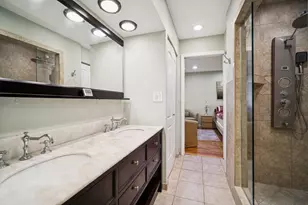 [Address not provided], Deerfield, IL 60015 - Photo 15