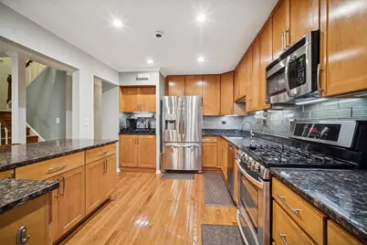 [Address not provided], Deerfield, IL 60015 - Photo 7