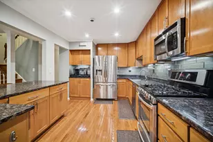 [Address not provided], Deerfield, IL 60015 - Photo 7