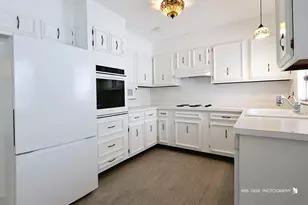 7302 Chevy Chase Ct, Fox Lake, IL 60020 - Photo 3