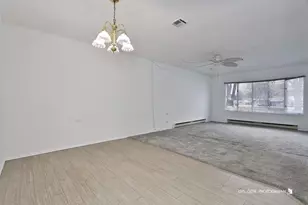 7302 Chevy Chase Ct, Fox Lake, IL 60020 - Photo 9