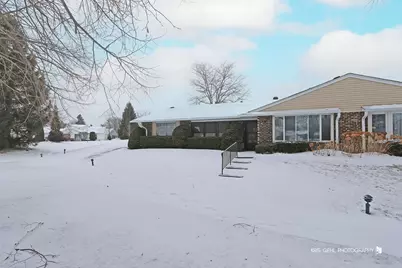 7302 Chevy Chase Court, Fox Lake, IL 60020 - Photo 21