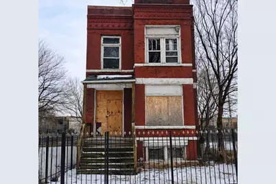 523 N Sawyer Avenue, Chicago, IL 60624 - Photo 1