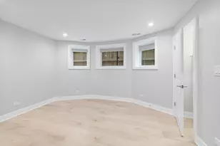 935 W Winona St, Chicago, IL 60640 - Photo 17