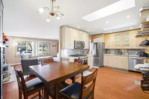 7388 Coventry Ln, Hanover Park, IL 60133 - Photo 11