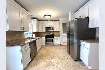 325 Central Avenue, Willowbrook, IL 60527 - Photo 7