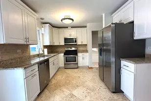 325 Central Ave, Willowbrook, IL 60527 - Photo 7