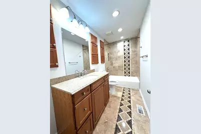 325 Central Avenue, Willowbrook, IL 60527 - Photo 11