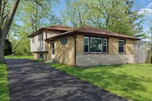 404 N Cass Ave, Westmont, IL 60559 - Photo 1